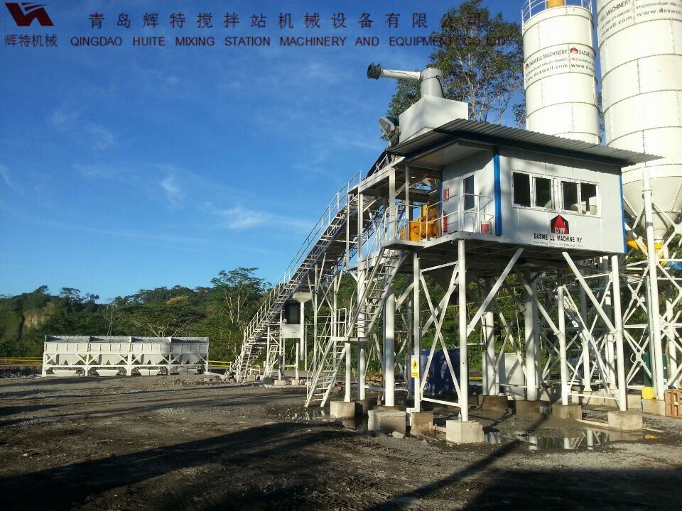 輝特混凝土攪拌站HZS90攪拌臂布置合理，攪拌性能強
