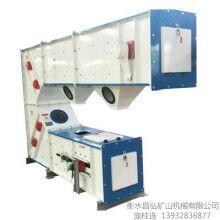 耐火材料專用Z型提升機(jī)，整機(jī)防爆，內(nèi)置強(qiáng)制通風(fēng)系統(tǒng)